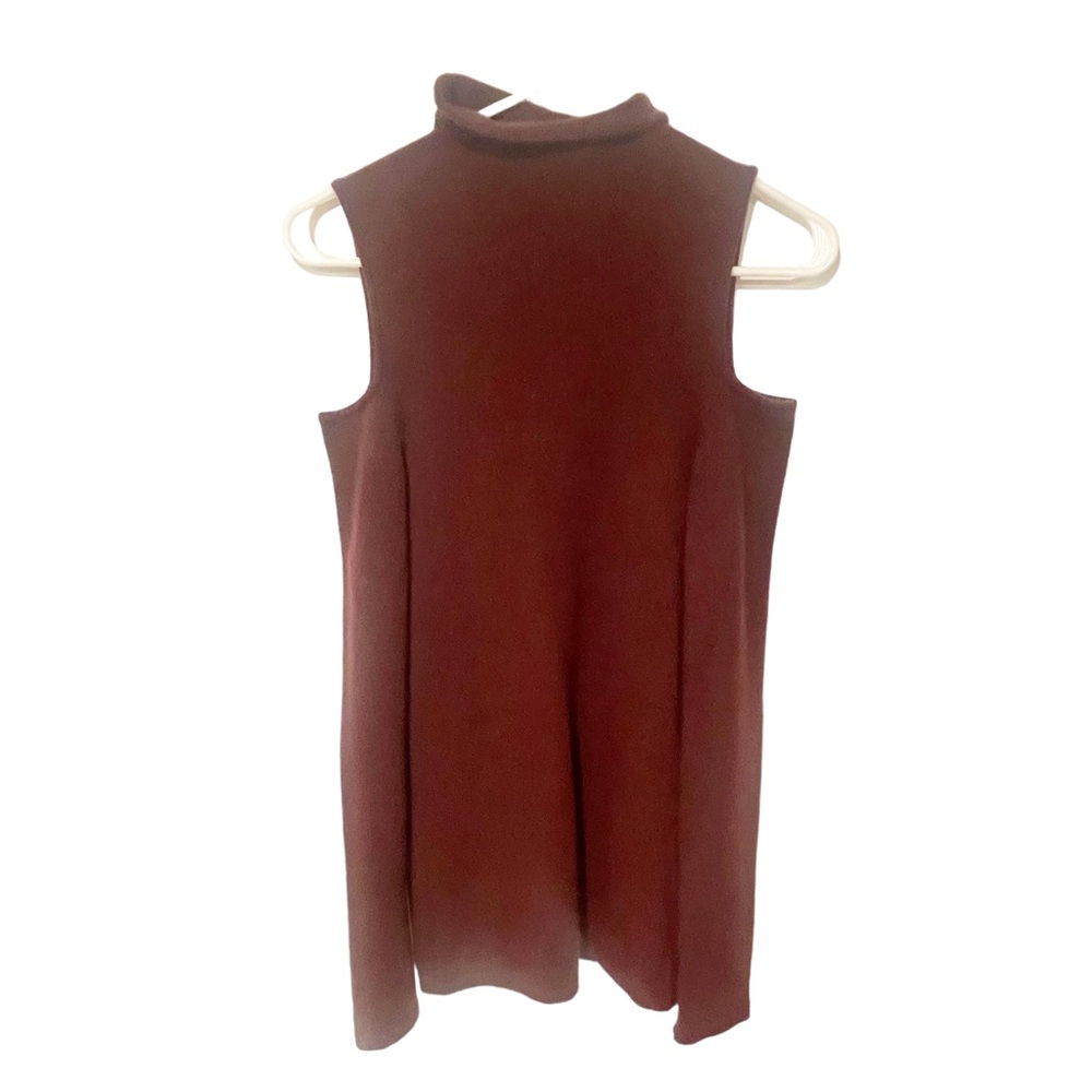 Margaret O'Leary Size Small Burgundy Mock Neck Cold Shoulder Sweater Knit